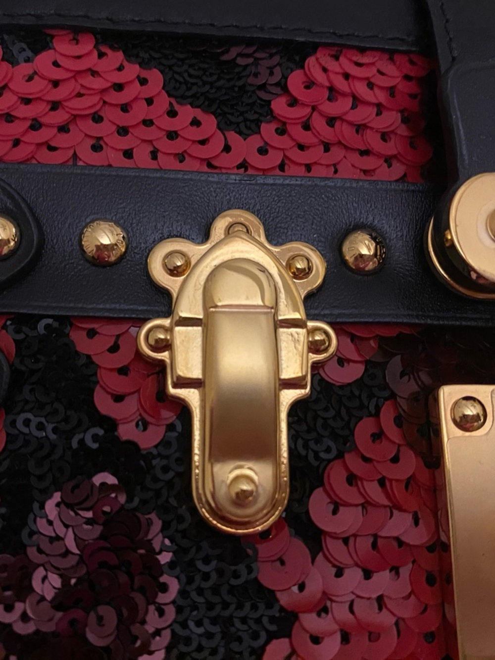 Louis Vuitton Black & Red Sequin Petite Trunk Clutch with Gold Hardware - Picture 3 of 13